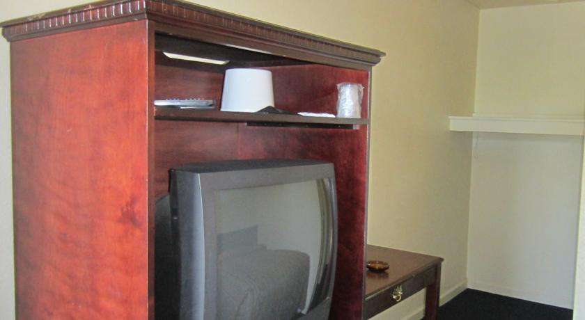 Отель California Inn
