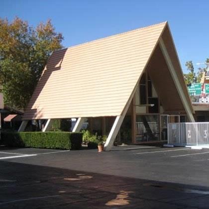 Отель Shasta Lodge
