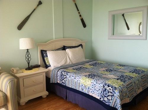 Апартаменты Pirates Bay Guest Chambers and Marina