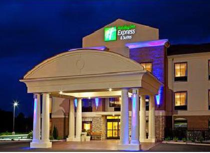 Отель Holiday Inn Express Hotel & Suites Franklin