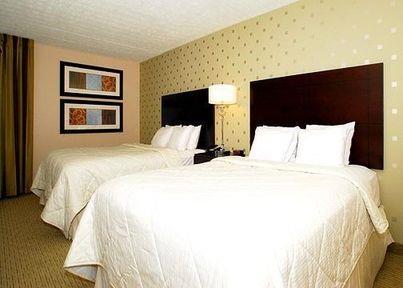 Отель Comfort Inn Bloomington
