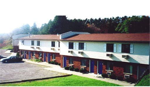 Отель Attican Motel