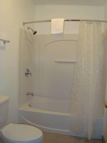 Отель Yellowstone Valley Inn