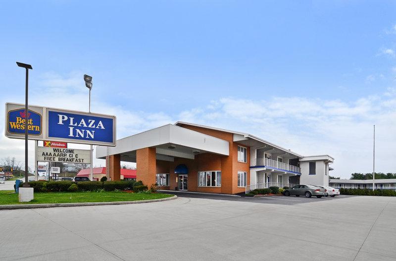 Отель Best Western Plaza Inn Breezewood