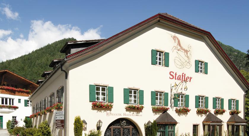 Отель Romantik Hotel Stafler