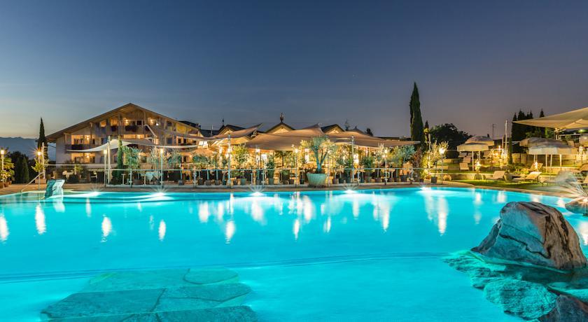 Отель Hotel Weinegg