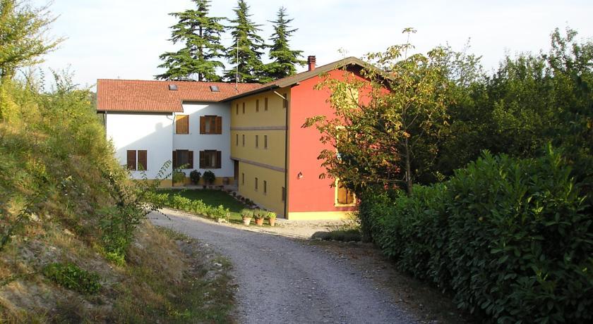 Отель Agriturismo Lo Casale