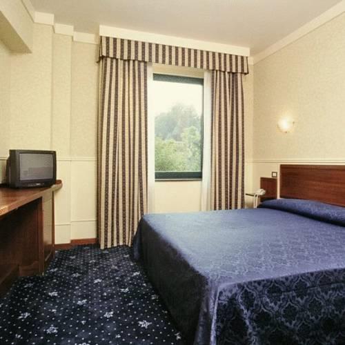 Отель Hotel Civita