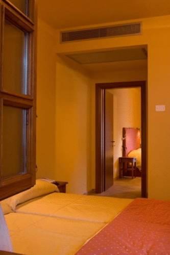 Отель Hotel Ristorante La Fattoria