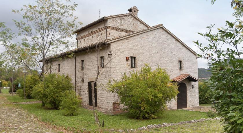 Апартаменты Holiday Home Airone Cagli