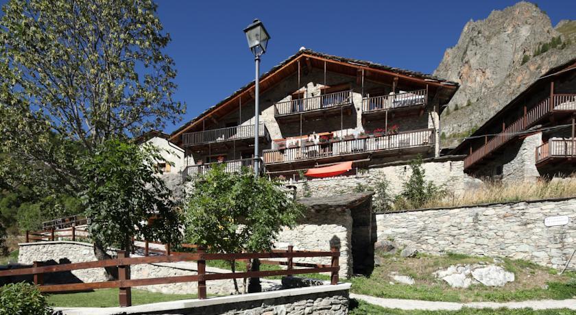 Отель Locanda degli Elfi e Ristorante Mascha Parpaja