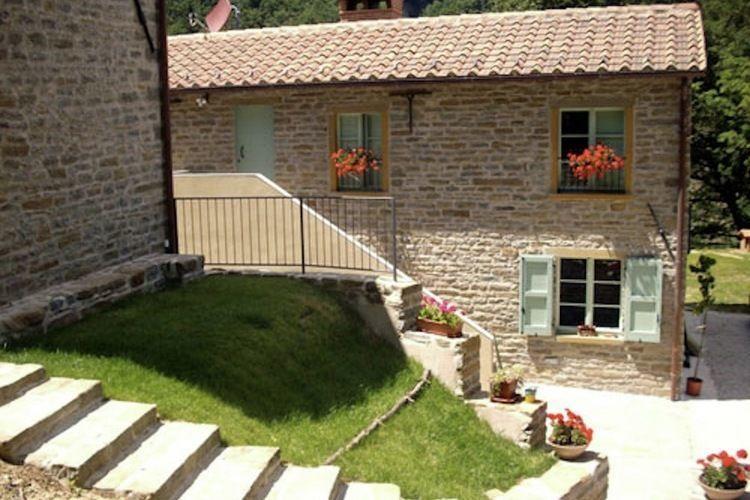 Апартаменты Holiday Home Giallo Cantiano