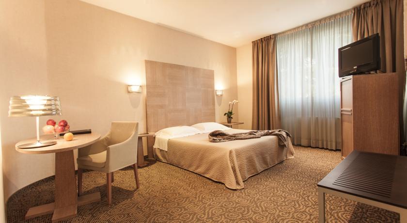 Отель Hotel Cora Fossati