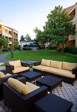 Отель Courtyard Seattle Southcenter