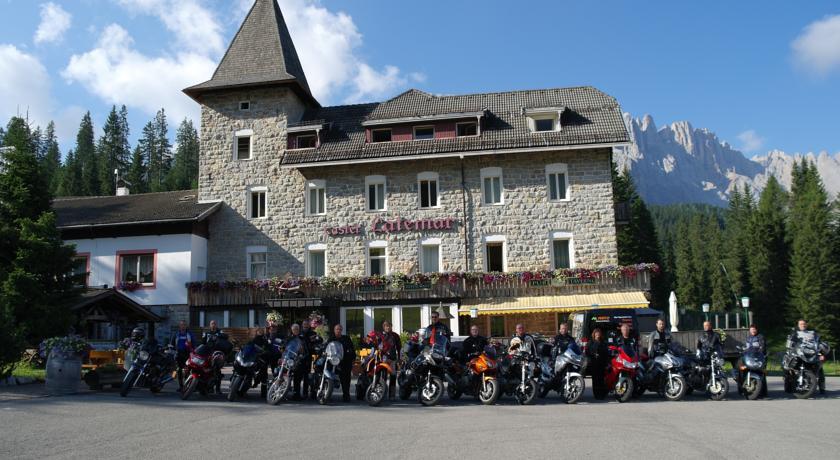 Отель Hotel Castel Latemar
