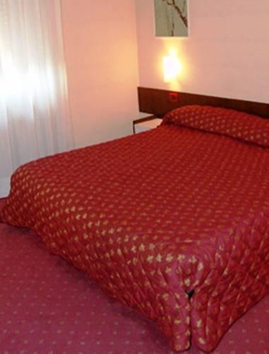Отель Hotel Fiesta