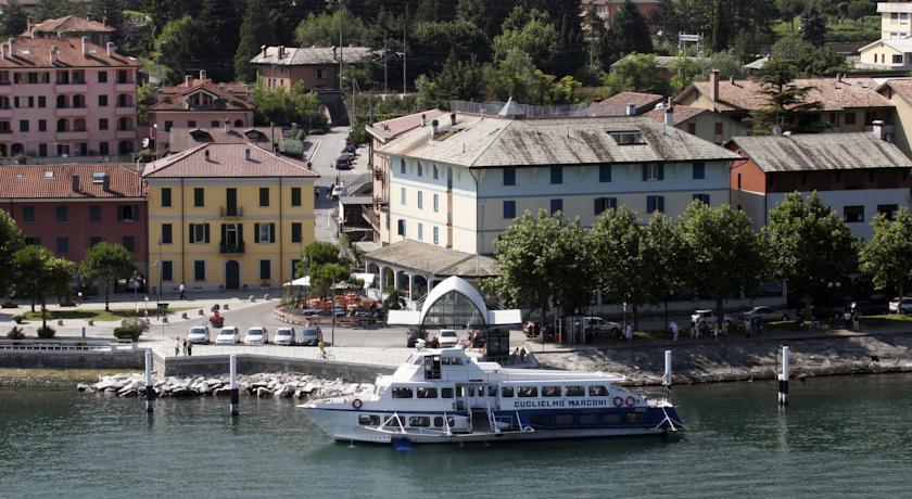 Отель Hotel Risi