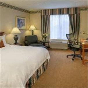 Отель Hilton Garden Inn Saint Charles