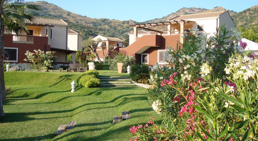 Отель Alcantara Resort