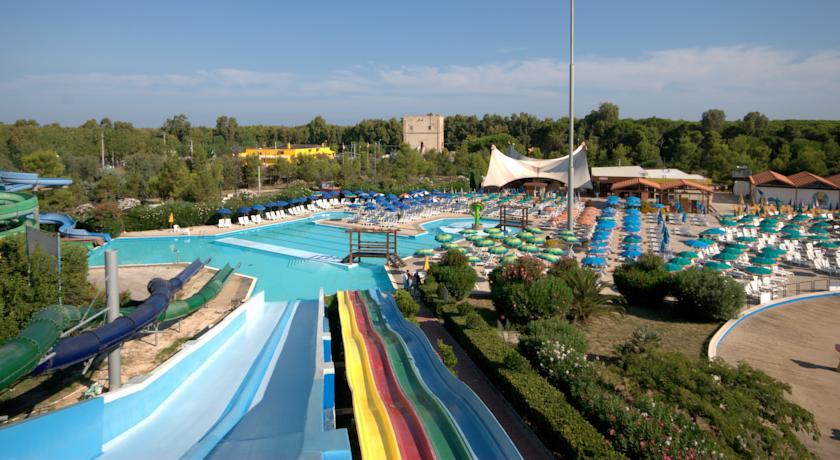 Отель Villaggio Albatros Resort