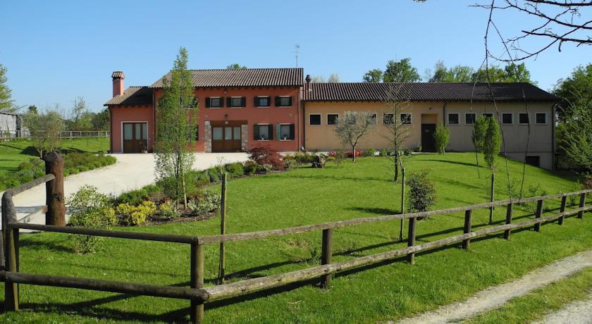 Отель Agriturismo Cornolere