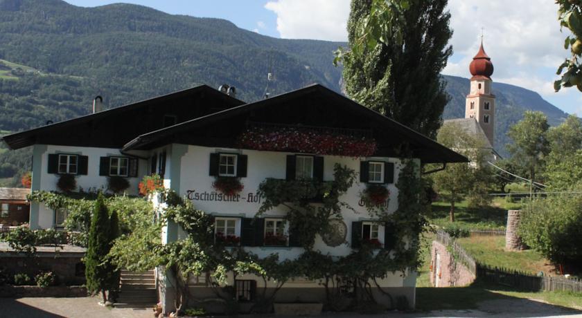 Отель Gasthof Tschötscherhof