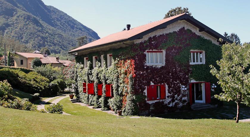 Апартаменты Holiday Home Ortensia Castelveccana