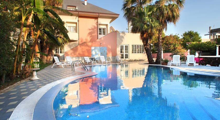 Отель Regent Hotel