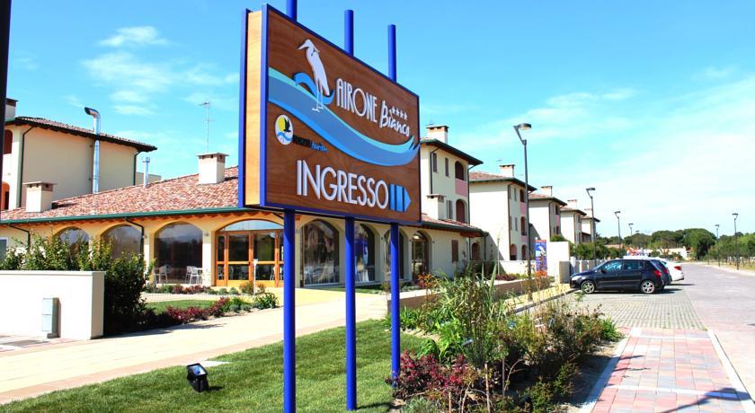 Апартаменты Airone Bianco Residence Village