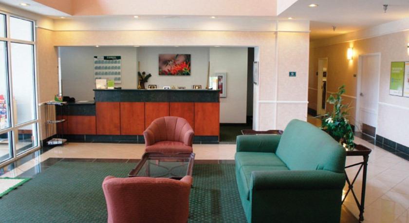 Отель La Quinta Inn And Suites Roswell