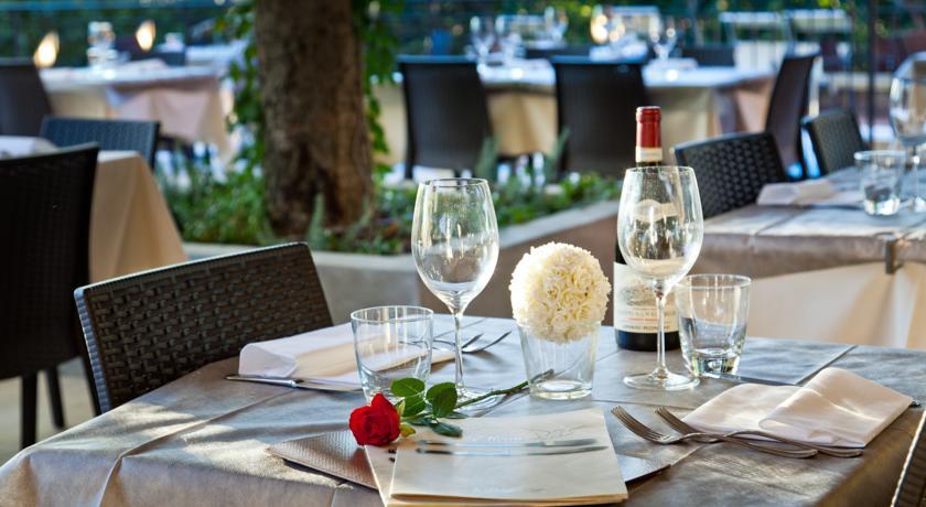 Отель Hotel La Palomba