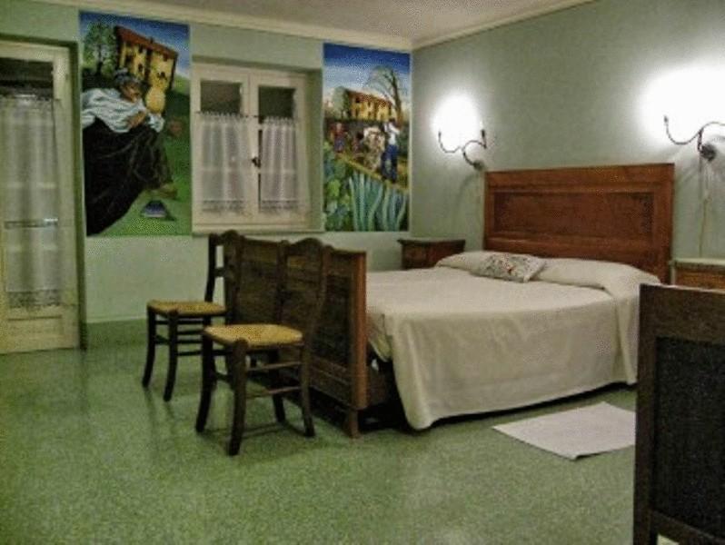 Отель Agriturismo Cascina Ponchietta