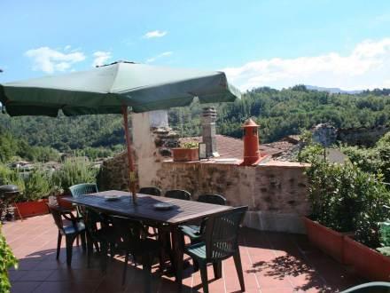 Апартаменты Holiday Home Torre di Rometta Fivizzano
