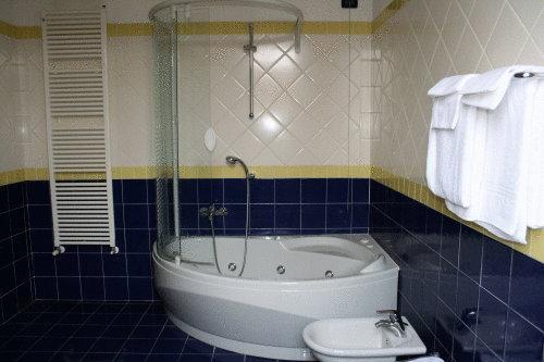 Отель Hotel De La Ville