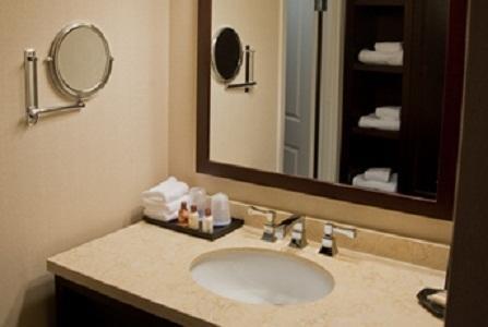 Отель Sheraton Westport Lakeside Chalet