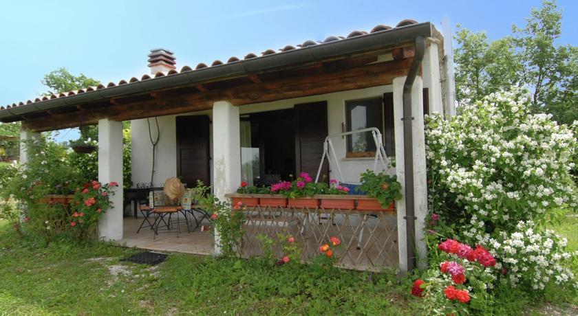 Апартаменты Holiday Home La Cinciallegra Cagli