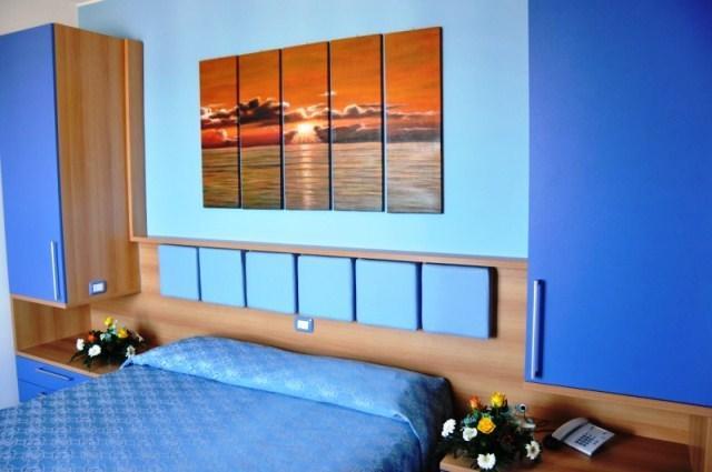 Отель Hotel Caraibi