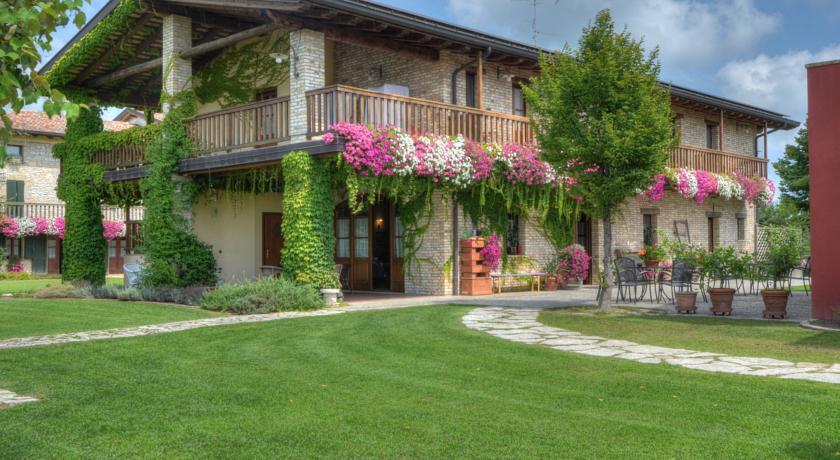 Отель Agriturismo Albafiorita