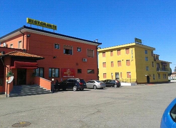 Отель Hotel Rosy