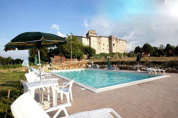 Апартаменты Holiday Home Granaio Gualdo Cattaneo