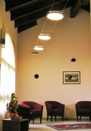 Отель Hotel Thea