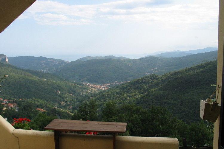 Апартаменты Holiday Home Ca De Rusitta Calice Ligure
