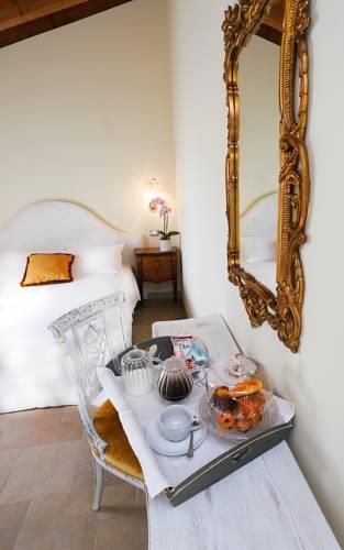 Отель Hotel Valvezzeno