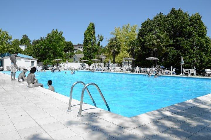 Отель Hotel Villaggio Tropicana Club