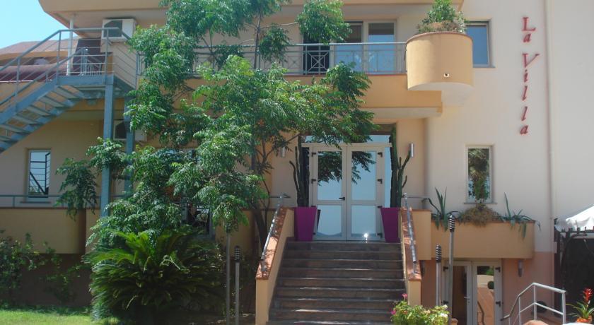 Отель Hotel La Villa