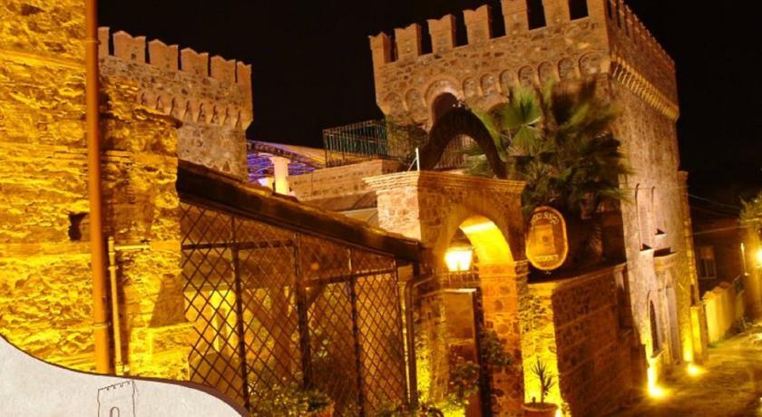 Отель Residenza L'Antico Borgo Hotel