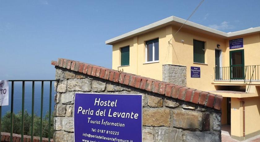 Хостел Perla del Levante Hostel