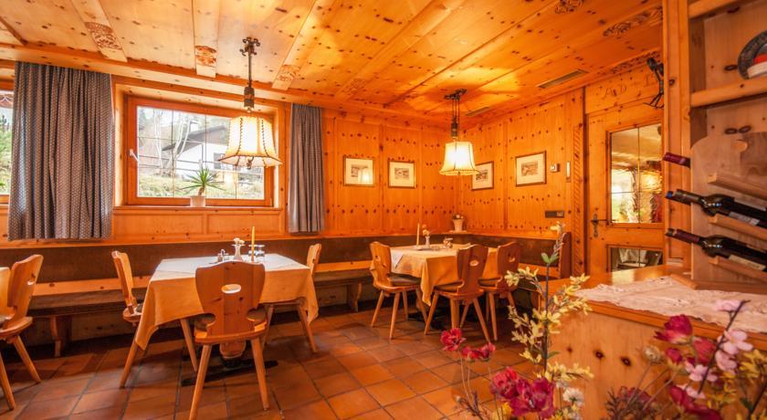Отель Gasthof Edelweiss