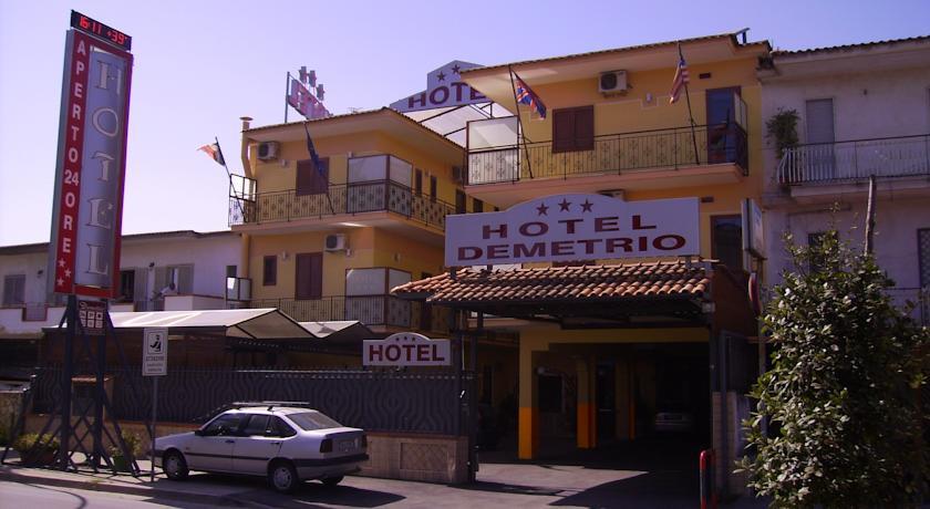 Отель Hotel Demetrio