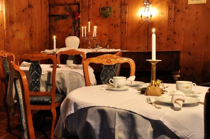 Отель Hotel Ansitz Kandelburg